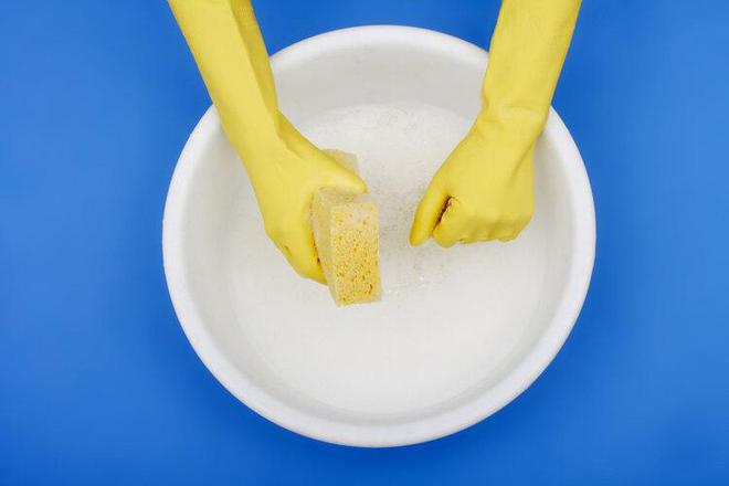 每一口瓶装水都在薅走头发！研究：微塑料破坏毛囊细胞导致脱发(图5)