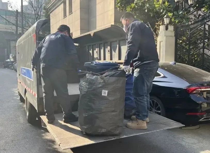 他们让垃圾变成“宝”(图2)