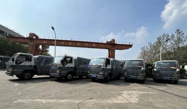 他们让垃圾变成“宝”(图10)