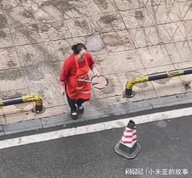 大反转！猪脚饭餐厅监控被调老妇私藏油售卖：无炼化痕迹(图2)