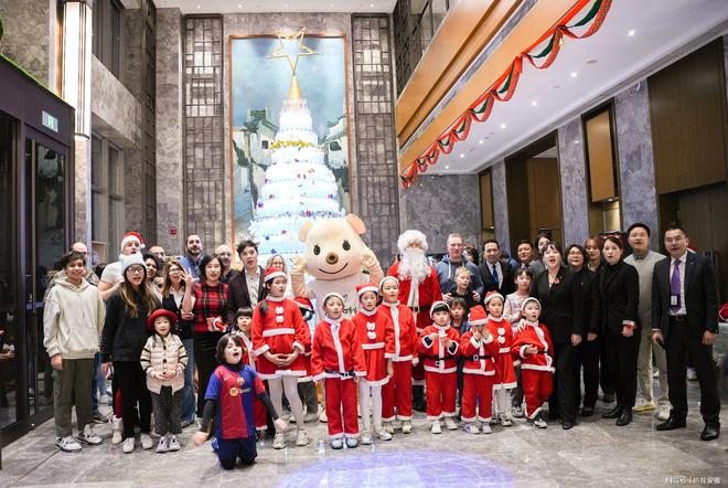 环星璀璨闪耀圣诞合肥盛捷天鹅湖服务公寓2024亮灯仪式圆满举行(图13)