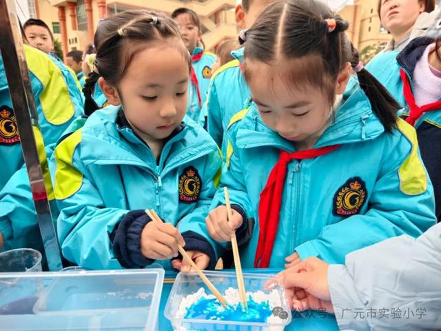 爱尚科学筑梦未来——广元市实验小学2024年秋趣味科技节(图7)