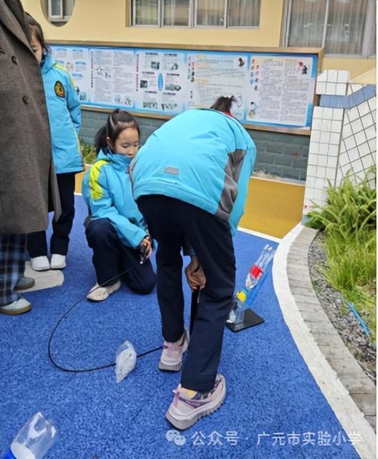 爱尚科学筑梦未来——广元市实验小学2024年秋趣味科技节(图8)