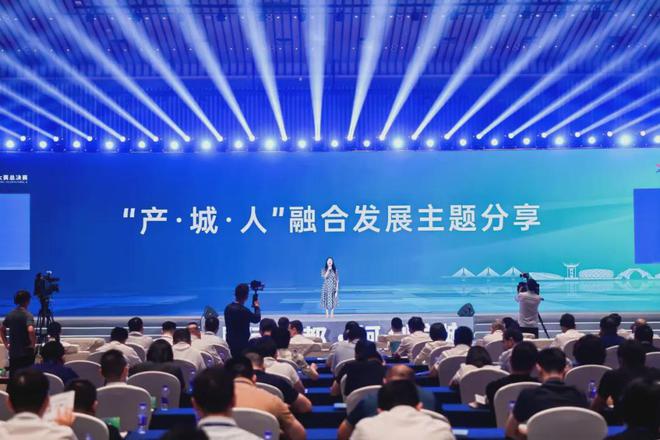 总成交额超4000亿元！十大篇章解读2024年柯桥纺织高质量发展之路(图10)