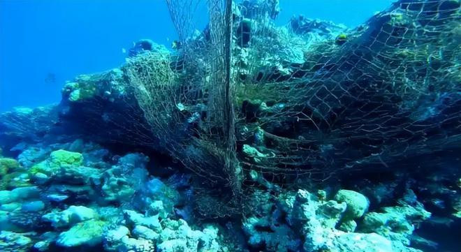 破船终于要拖走了？中方当面下达最后通牒不许菲律宾侵占仁爱礁(图16)