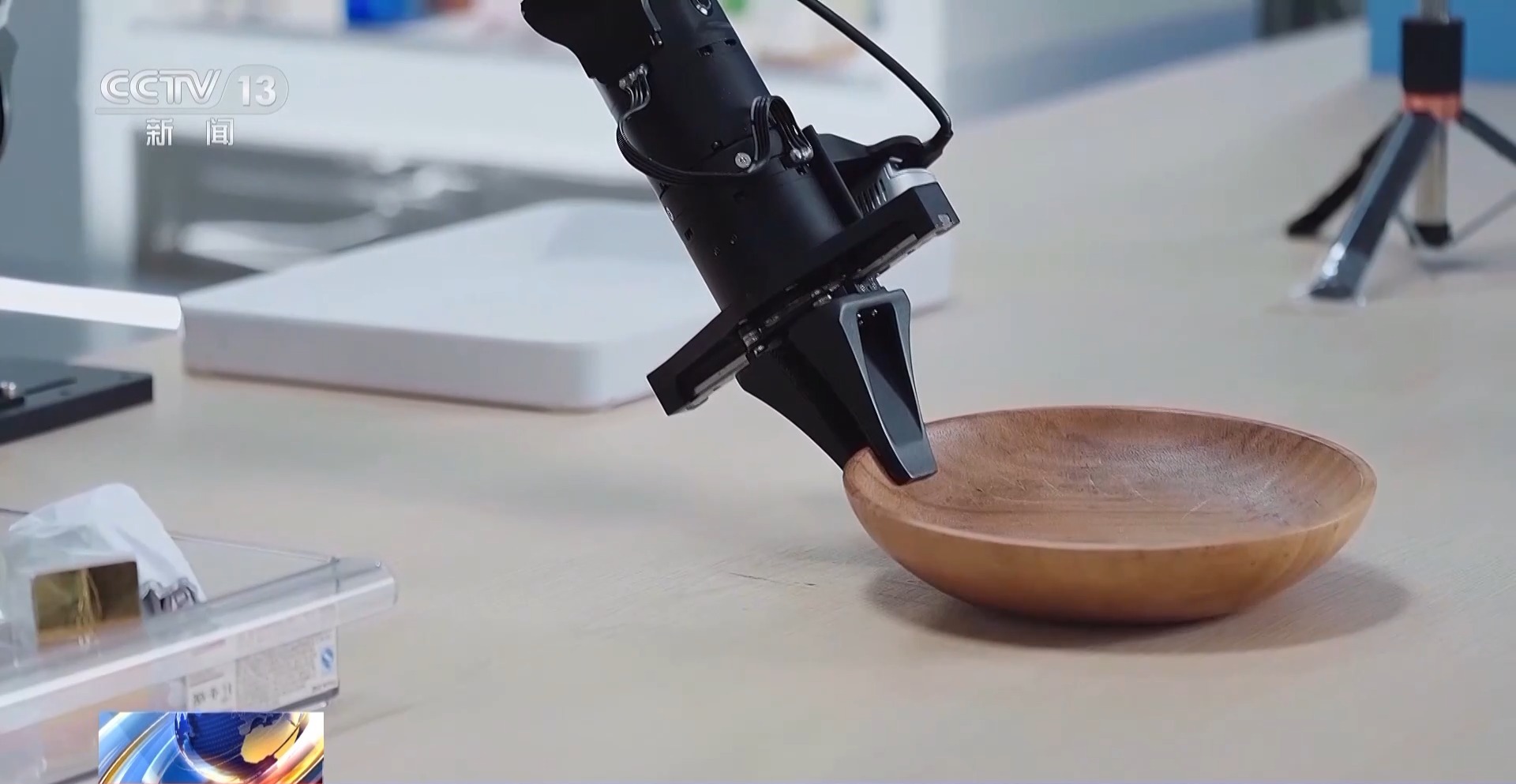 丨AI赋能千行百业“制造”迈上“智造”新台阶(图12)