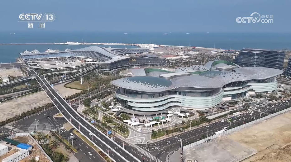 焦点访谈｜海南自贸港全岛封关“满月”新篇章这样书写(图2)